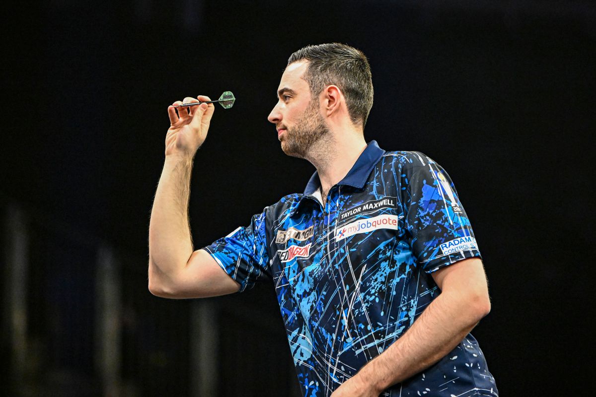 A darts világranglista éllovasa, Luke Humphries már a World Matchplay első fordulójában kiesett