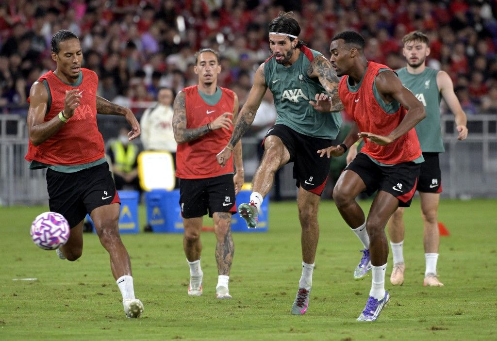 Szoboszlai Dominik a Liverpool hongkongi edzésén, a magyarok a főszerepben Ázsiában