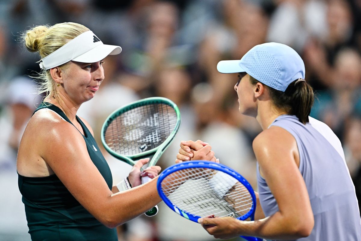 A wimbledoni bajnok Iga Swiatek is csak gratulálni tudott, Clara Tauson nem sokkal ezután hallotta a halálhírt