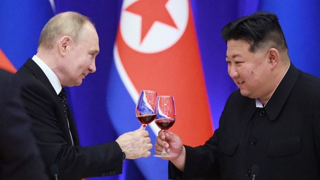 Az orosz elnök és az észak-koreai vezető (AFP)