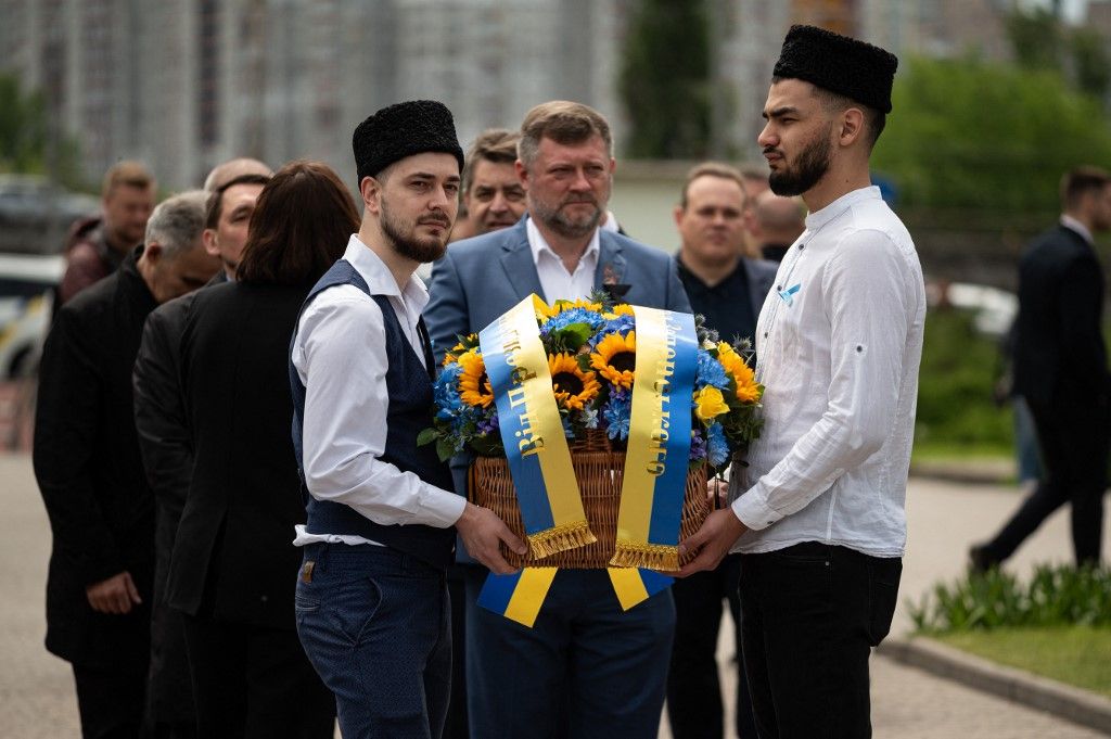 A krími tatárok elnyomását elítéli, a magyar kisebbség jogainak elvételéről hallgat Ukrajna vezetése
