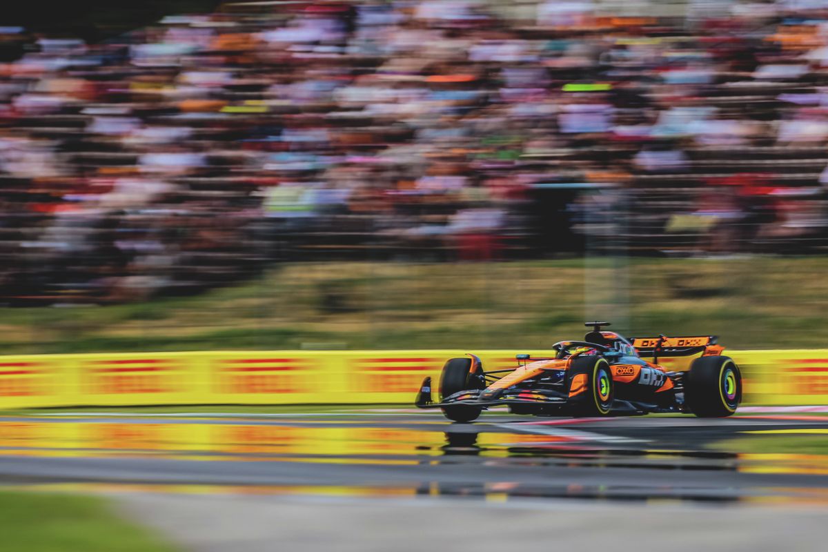 A két McLaren uralta a Magyar Nagydíj pénteki edzéseit a Hungaroringen