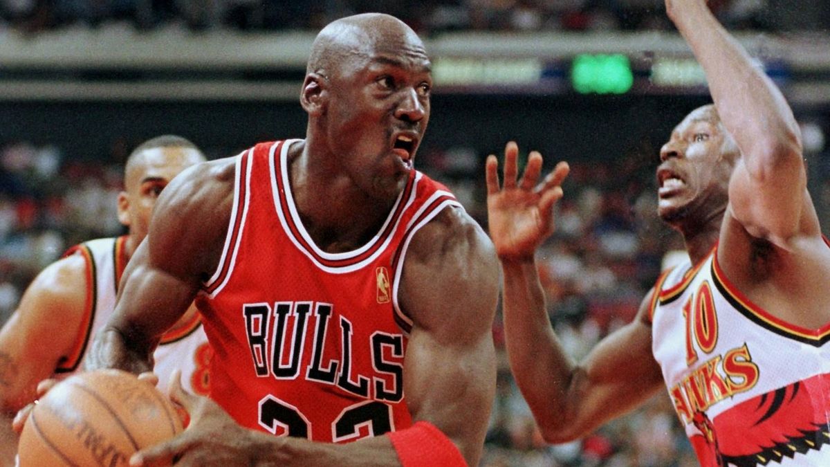Michael Jordan bicepszeit az edzőteremben töltött hosszú óráknak köszönhette.
