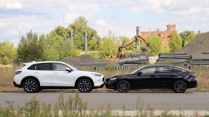 Honda Civic e:HEV - Honda ZR-V e:HEV összehasonlítás