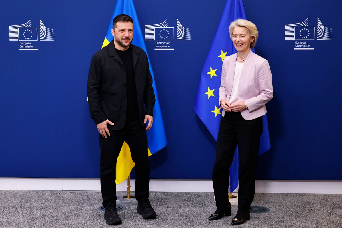 Brüsszel nem engedi el a szankciókat 