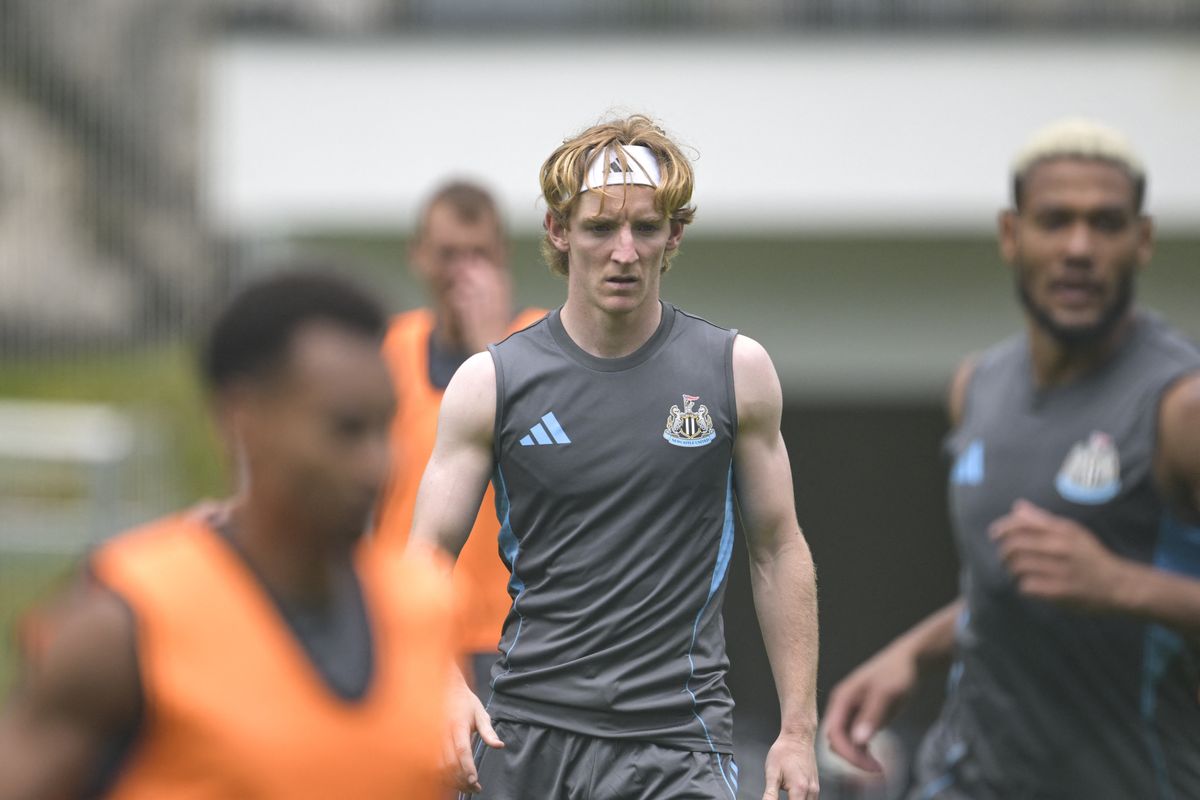 Anthony Gordon is átélte korábban, amit most Isak