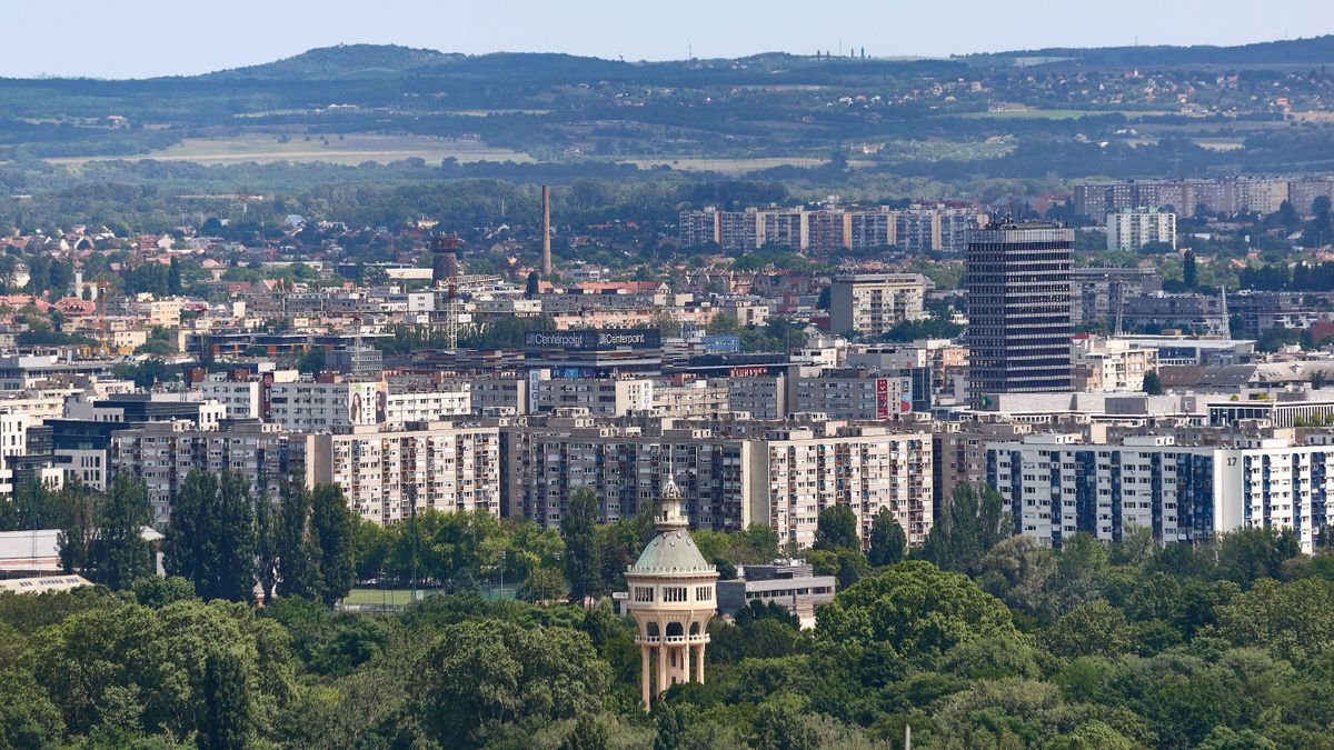 Kedvezmények az Otthon startban, elkezdődött az M1-es bővítése