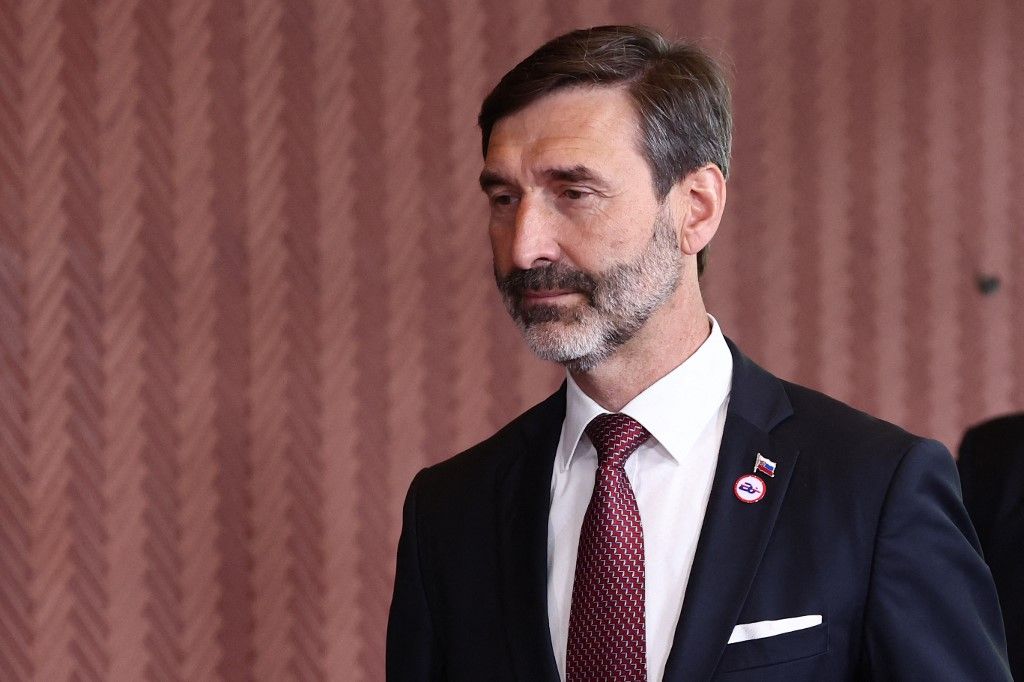 Szijjártó Péter közös nyilatkozatot adott ki szlovák hivatali partnerével, Juraj Blanarral (Fotó: Anadolu via AFP)