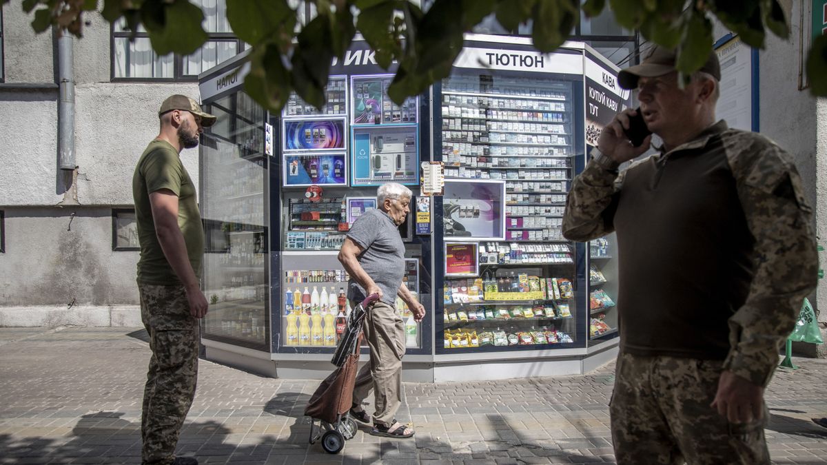Ukrán nők csaptak össze a rendőrséggel a kényszersorozások miatt + videók