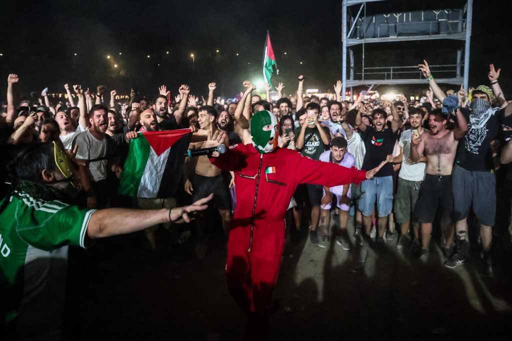 Botrányairól elhíresült Kneecap zenekar (Fotó: DIMITRIS KAPANTAIS / SOOC)