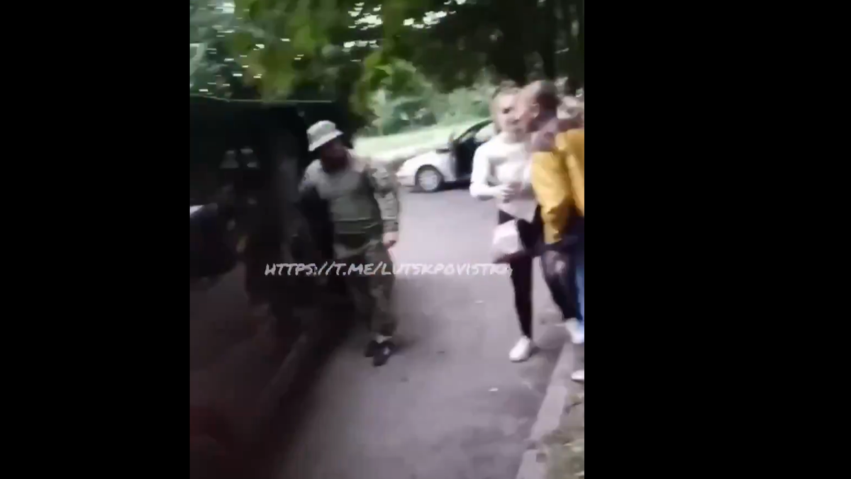 Felháborodott helyiek kergették el a sorozókat Luckban (X)