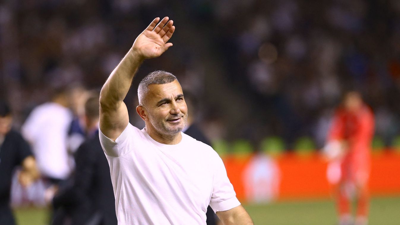 A Qarabag edzője, Gurban Gurbanov nem győzte dicsérni a játékosait a vereség után