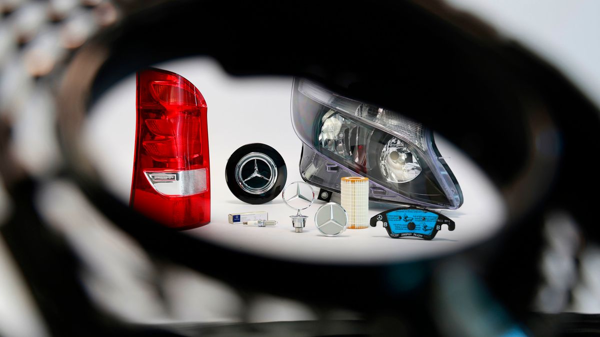 793 rajtaütés során 1,5 millió hamis Mercedes-Benz alkatrészt foglaltak le 2024-ben