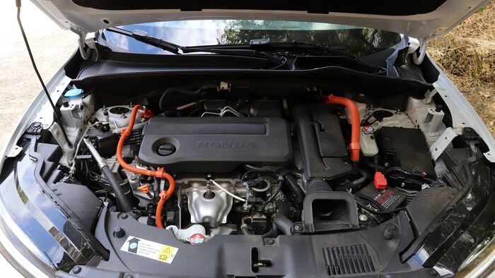 Honda Civic e:HEV - Honda ZR-V e:HEV összehasonlítás