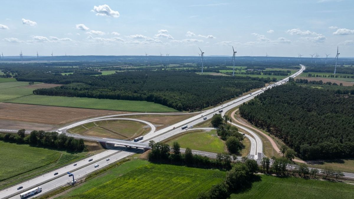 Németországi útra készül, hatalmas büntetést szedhet össze az autópályán