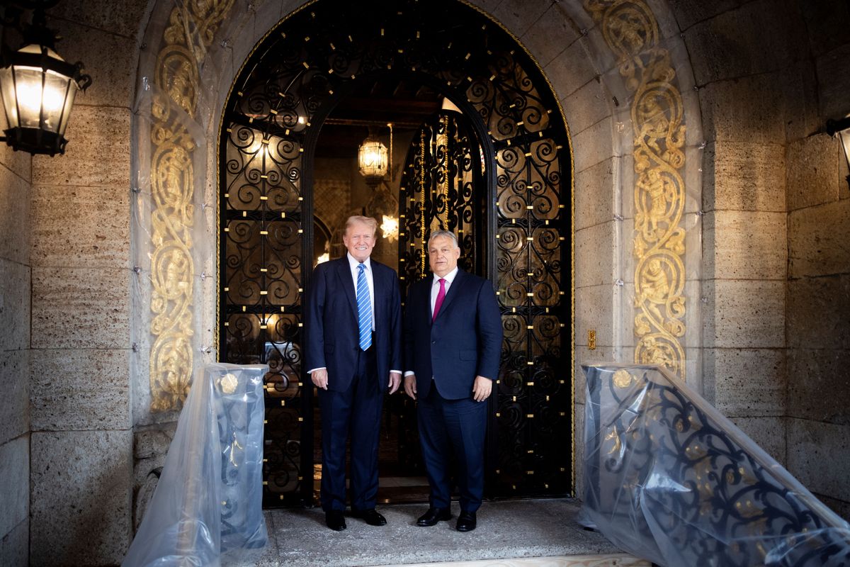 Donald Trump Putyin után Orbán Viktort is felhívta Washingtonból, hogy Ukrajna uniós csatlakozásáról egyeztessen. Orbán kitartott álláspontja mellett.