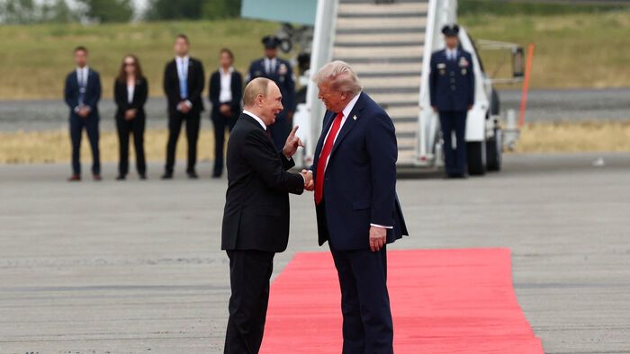 UKRAINE-CRISIS/SUMMIT