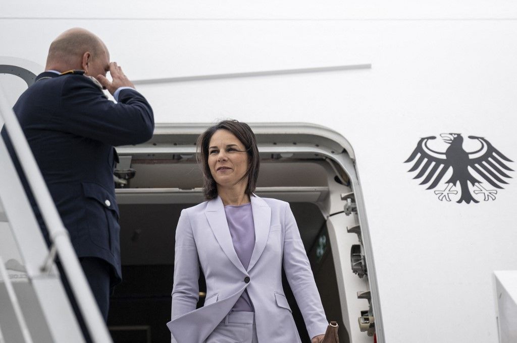 03 November 2023, Armenia, Eriwan: Annalena Baerbock (Alliance 90/The Greens), Federal Minister for Foreign Affairs, gets off the government plane. Germany and Armenia have a bilateral relationship. Photo: Hannes P. Albert/dpa (Photo by Hannes P Albert / dpa Picture-Alliance via AFP)