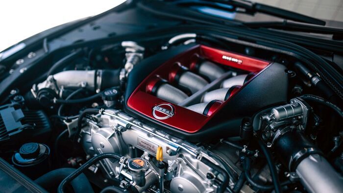 Nissan GT-R