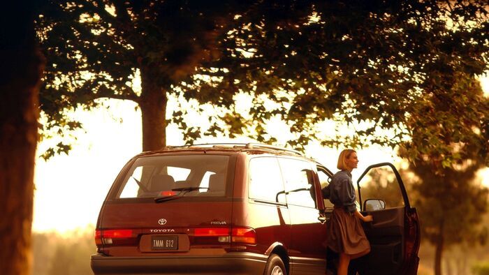 Toyota Previa története