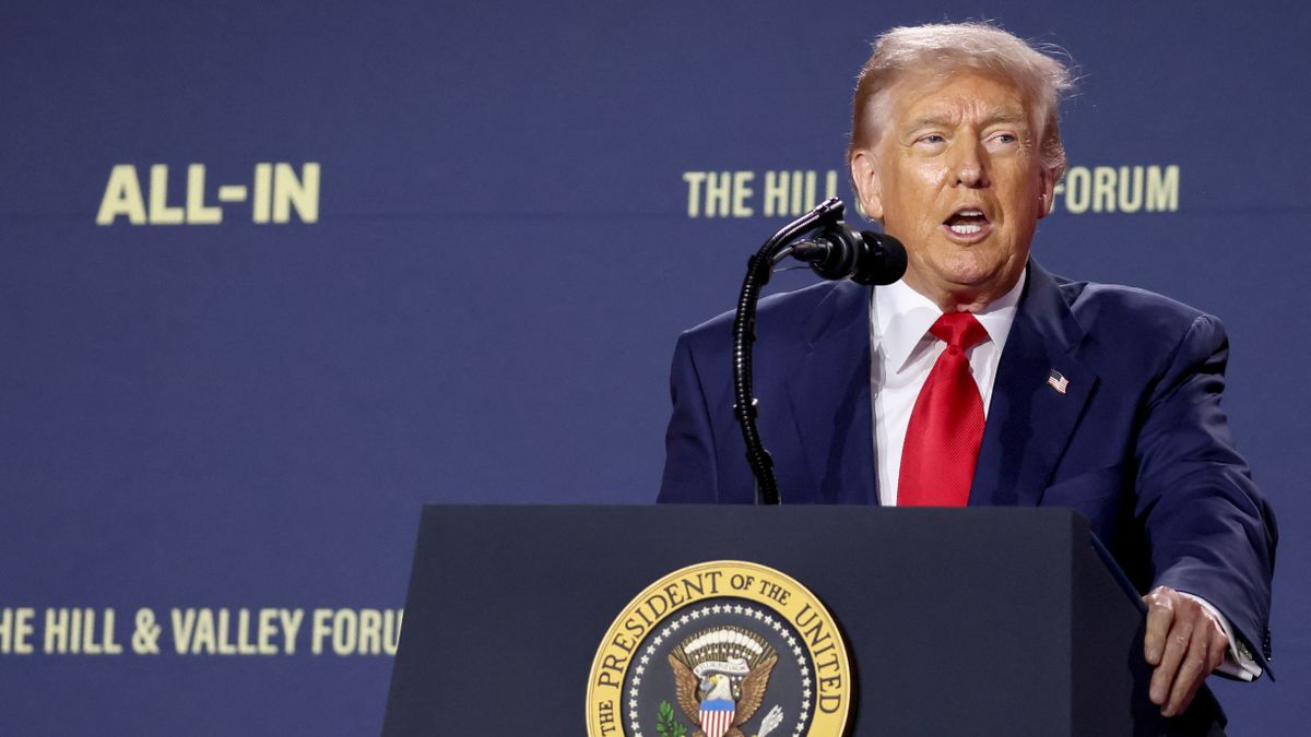 Donald Trump az orosz–ukrán csúcstalálkozóról beszélt