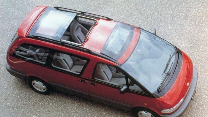 Toyota Previa története