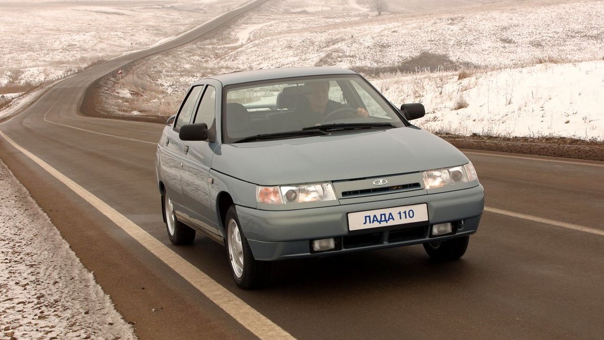 Autótesztek a hőskorból: a partvonalra szorult Lada 110