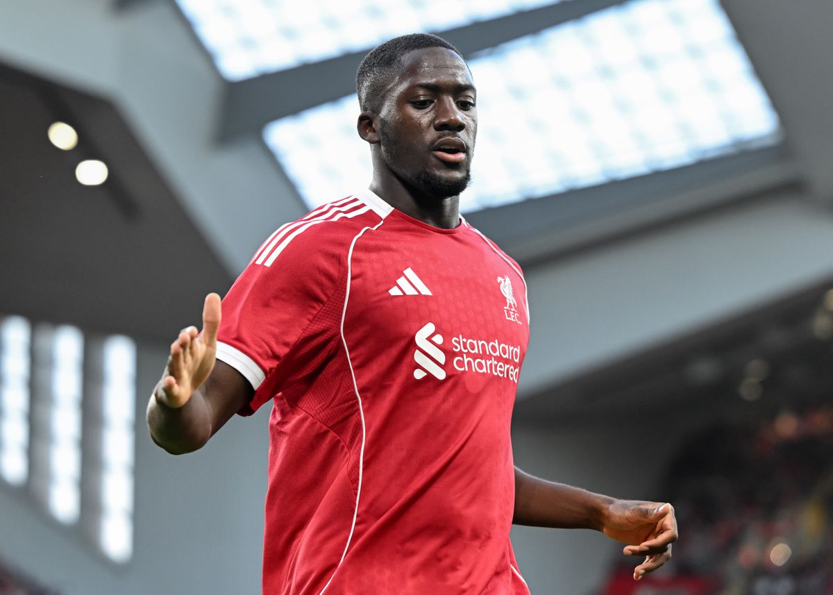 Ibrahima Konaté minden idényben hiányzik néhány meccsről, ezért is kellene egy új védő a Liverpoolnak