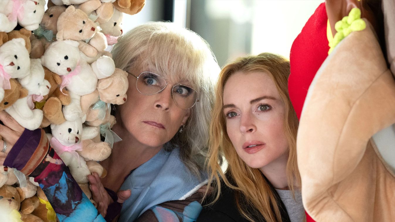 Lindsay Lohan és Jamie Lee Curtis újfent remek komikának bizonyulnak a Nem férek a bőrödbe folytatásában.