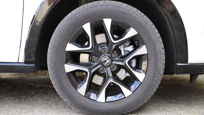 Honda Civic e:HEV - Honda ZR-V e:HEV összehasonlítás