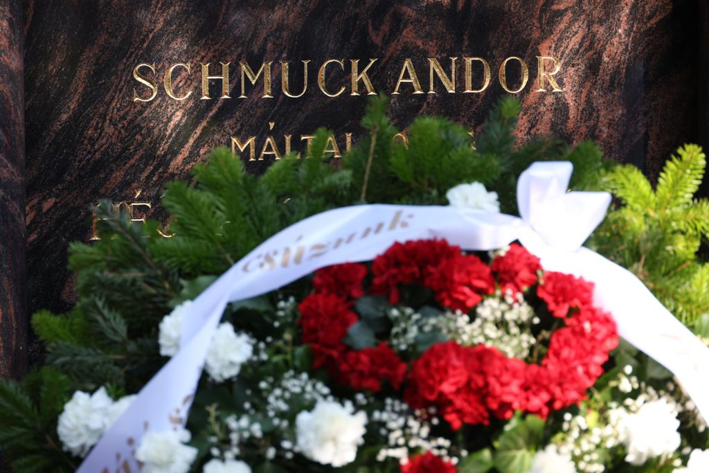 Schmuck Andor temetés