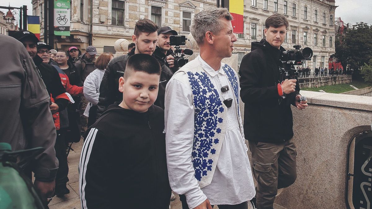 Sokadik alkalommal is a balliberális oldal, ezúttal Magyar Péter mellé állt az RMDSZ egykori elnöke