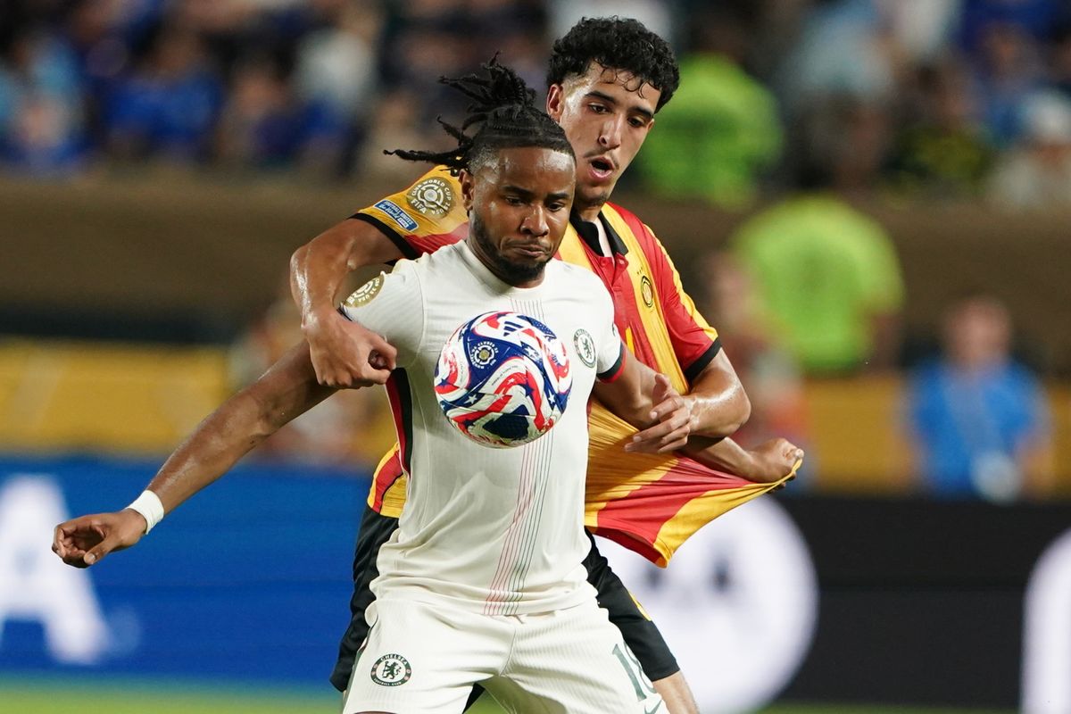 Christopher Nkunku partvonalon túlra került a Chelsea-nél, a Milanban újulna meg