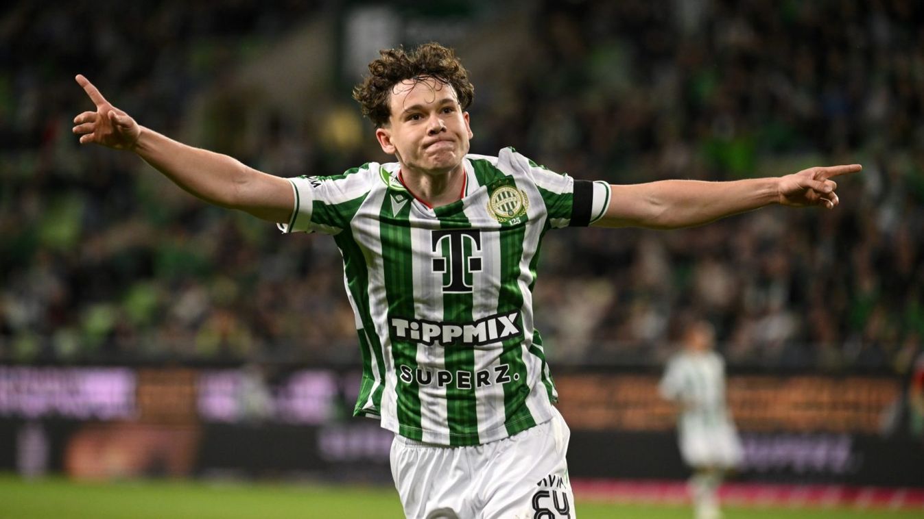 Tóth Alex, a Ferencváros 19 éves középpályása.