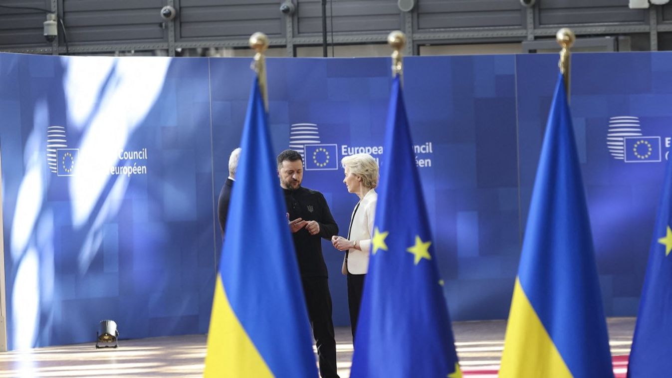 Volodimir Zelenszkij és Ursula von der Leyen (Fotó: AFP)