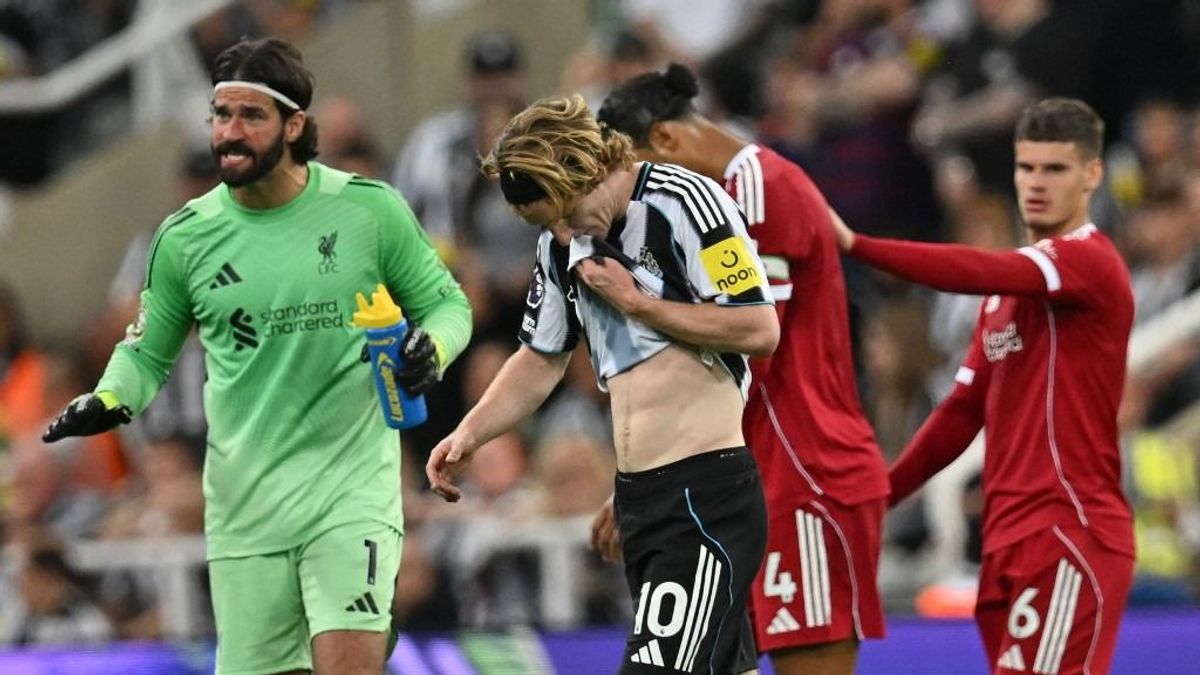 Hülye és ostoba – elítélik a Liverpool-meccs piros lapos játékosát a legendák