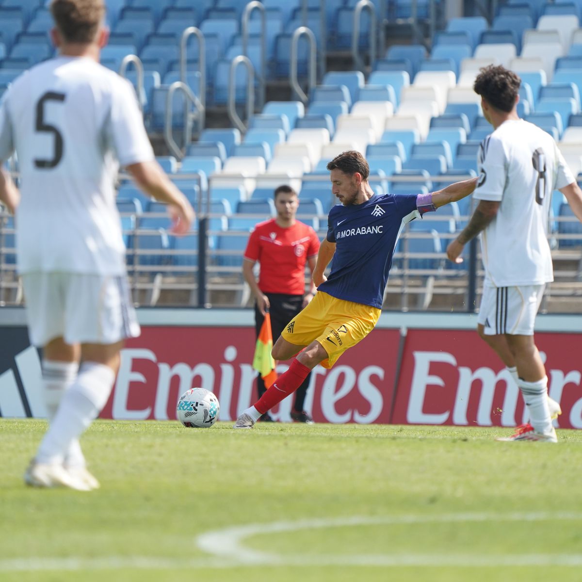 Az FC Andorra a Real Madrid Castilla ellen játszott. A csapat kapuját a Barcelona kölcsönjátékosa, Yaakobishvili Áron védre