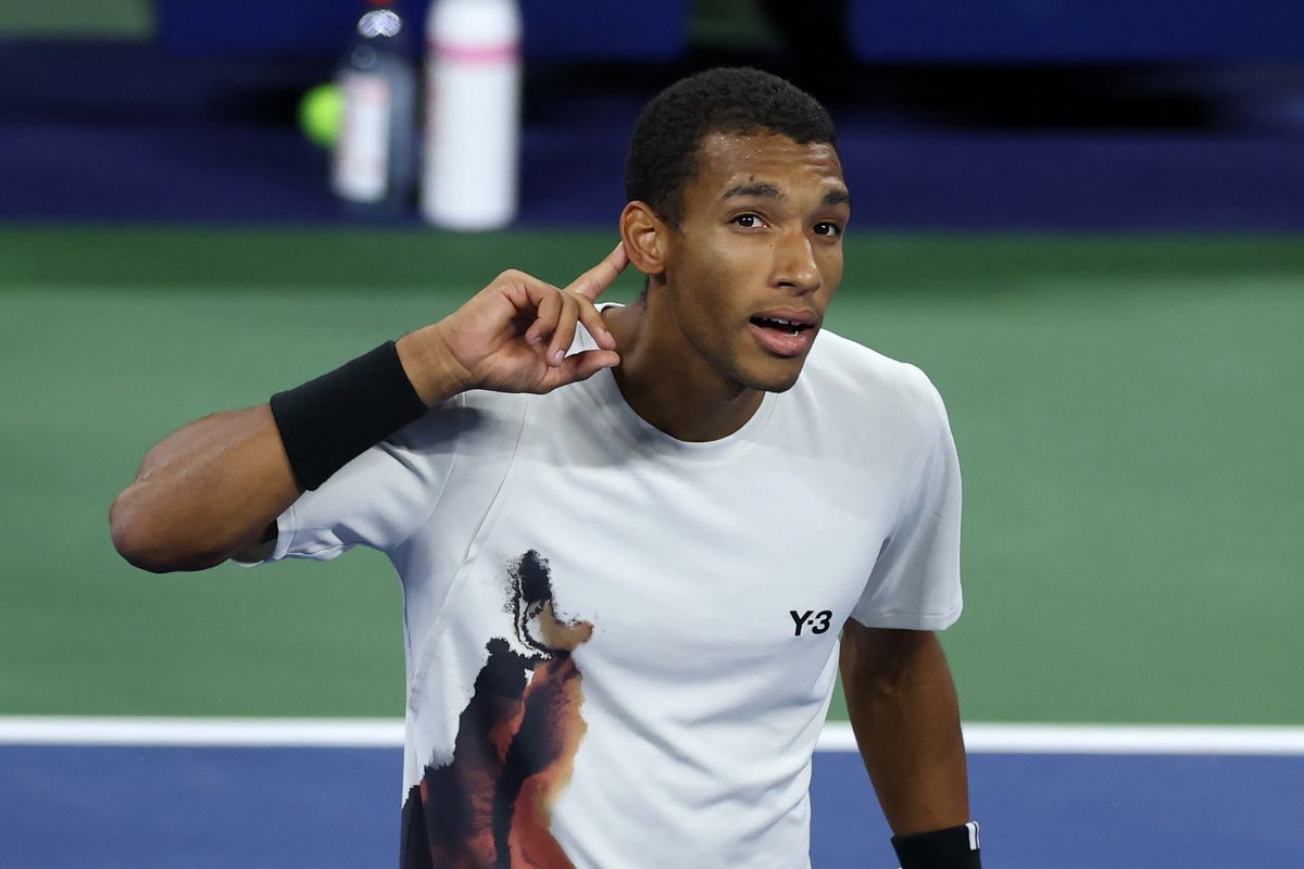 Felix Auger-Aliassime csattanós reakciója Alexander Zverev kiejtése után