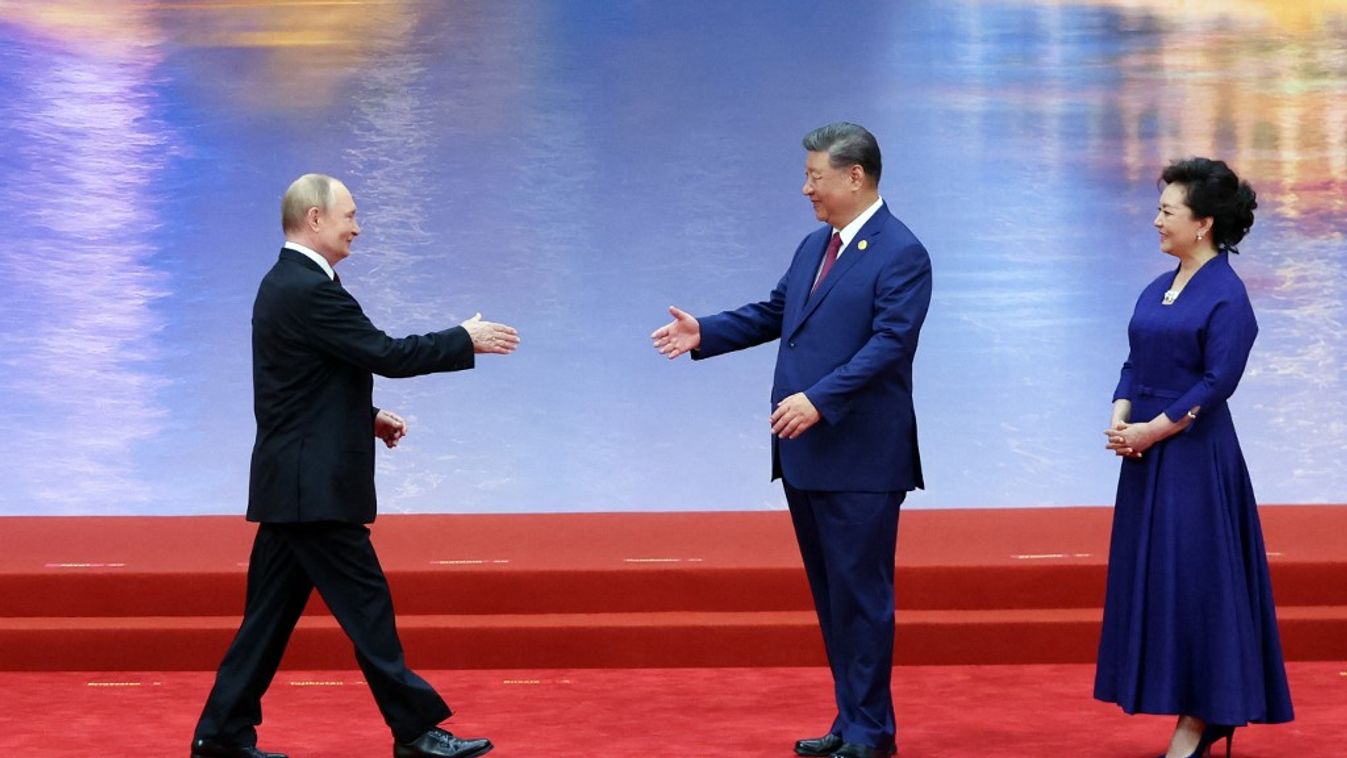 Vlagyimir Putyin Kínában (Fotó: AFP)