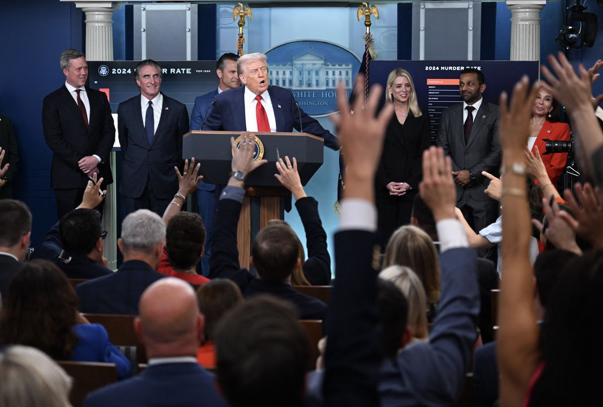 Donald Trump elmondta, mi a véleménye Zelenszkijről