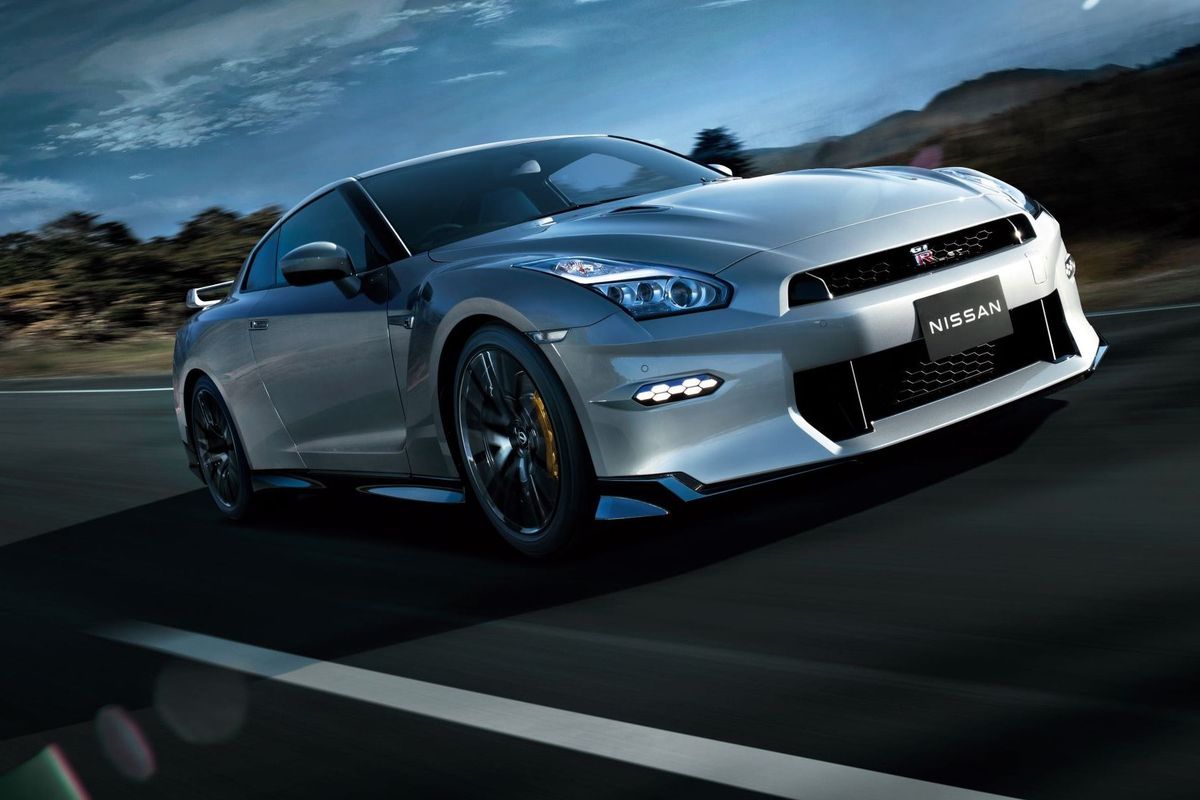 Nissan GT-R