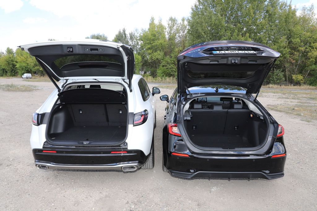 Honda Civic e:HEV - Honda ZR-V e:HEV összehasonlítás