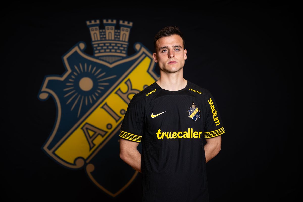 Csongvai Áron alapember az AIK Stockholm csapatában