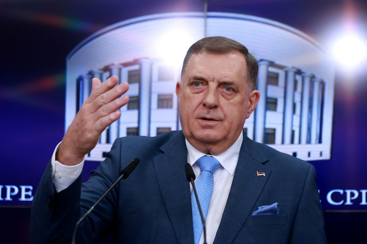 Milorad Dodik közölte: nem megy sehova