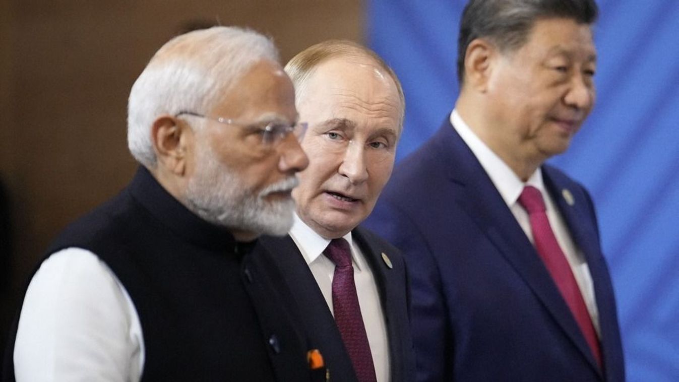 India szerint a nyugati kritikák alaptalanok, és továbbra is kitartanak Moszkva mellett