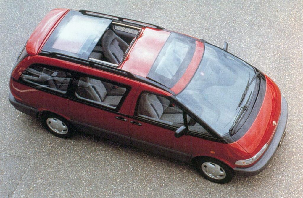 Toyota Previa története