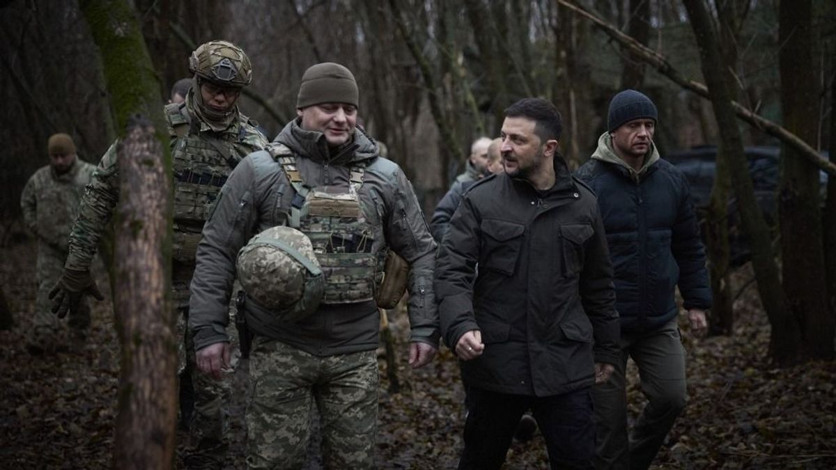 Zelenszkij radikális reformokat jelentett be az ukrán hadseregben – mindenkit besorozna