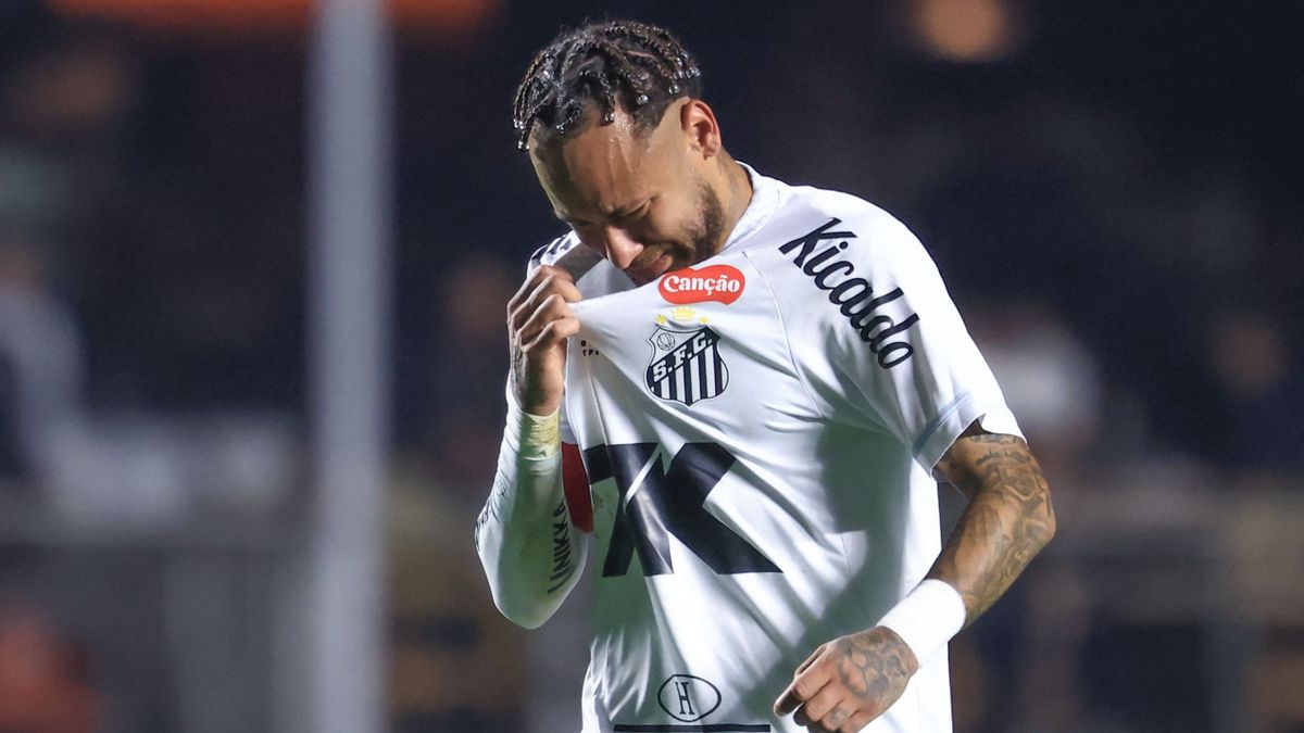 Óriási pofon – Neymar sírva hagyta el a pályát + videó