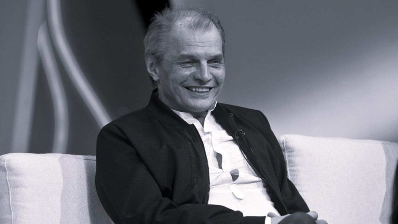 Szakály György
