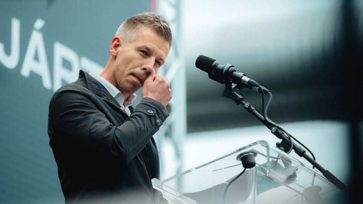 Magyar’s Role Models Blew EU Funds on Swinger Clubs and Luxury